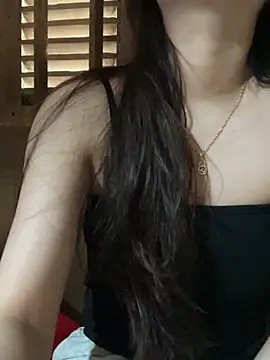 Snapshot of Lyn_baby chatting on March 2026 08:51:01 AM Lyn baby online show from March 2026 08:51:01 AM