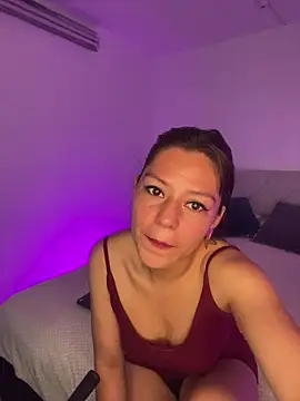 Snapshot of NatyBliss_gh chatting on August 2026 05:42:02 AM NatyBliss gh online show from August 2026 05:42:02 AM