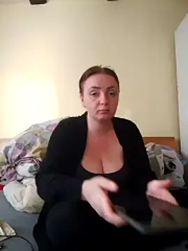 Bella-Monroe online show from April 2026 04:53:02 PM