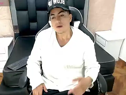 Alex Wolft online show from March 2026 12:00:01 PM