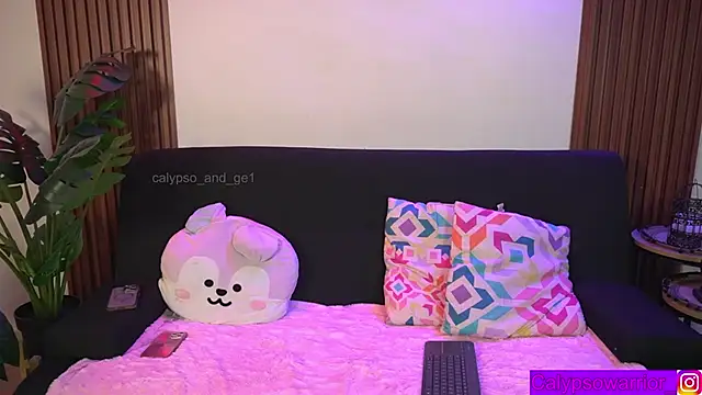 Snapshot of calypso_and_g2 chatting on May 2026 01:57:16 AM calypso and g2 online show from May 2026 01:57:16 AM