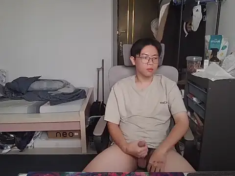 Snapshot of Sh-618 chatting on March 2026 07:56:02 AM Sh-618 online show from March 2026 07:56:02 AM