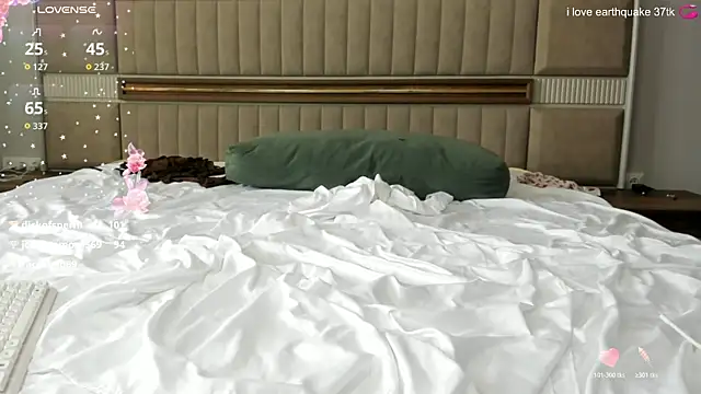 kasumikawa online show from April 2026 06:19:01 AM