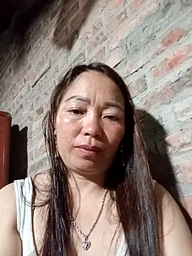 Yellow-pink online show from April 2026 11:20:01 AM