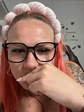Fiebie licious  online show from July 2026 01:42:01 AM