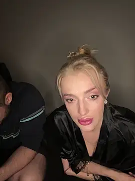 Bambi Bite online show from March 2026 11:42:02 PM