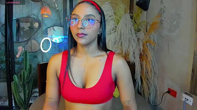 Victoria Gonzalez online show from April 2026 11:37:01 AM