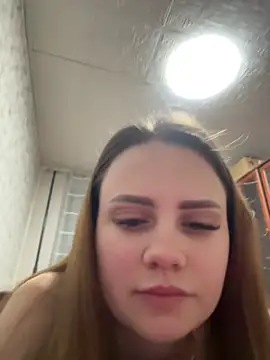 EliasynWoiues online show from March 2026 06:33:01 PM