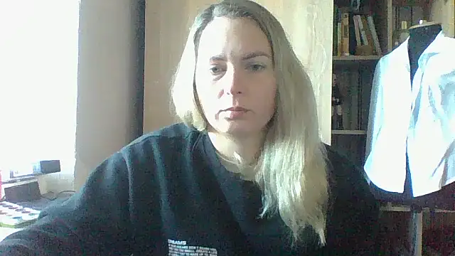 Mollie365 online show from April 2026 05:30:01 AM