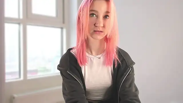 August female online show from April 2026 08:45:01 AM