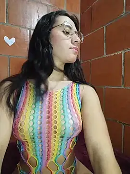 Snapshot of Amanda_x1 chatting on June 2026 10:21:02 AM Amanda x1 online show from June 2026 10:21:02 AM