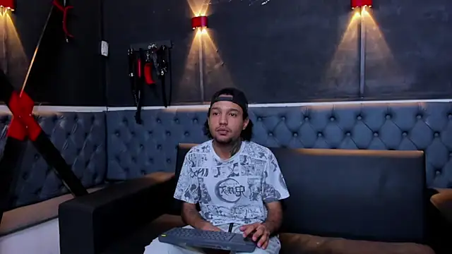 Angelo Blessed online show from May 2026 07:21:01 PM