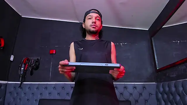 Angelo Blessed online show from May 2026 07:18:02 PM