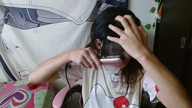 tokiovamp online show from April 2026 07:18:02 PM