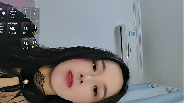 Snapshot of Yiyi-ii chatting on March 2026 11:47:01 AM Yiyi-ii online show from March 2026 11:47:01 AM