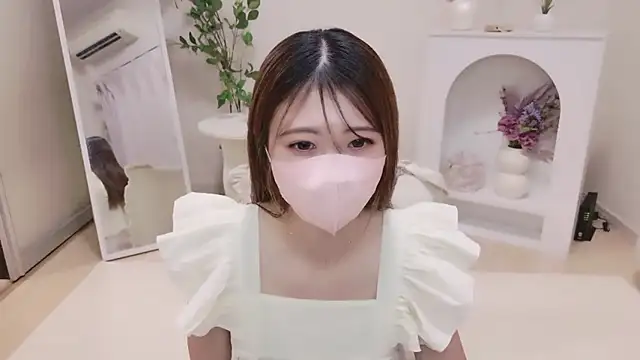 Yua-channel  online show from June 2026 11:45:01 AM