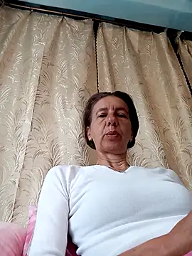 Tania9876 online show from May 2026 06:42:02 AM