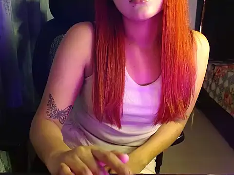 Snapshot of Sareen27 chatting on March 2026 05:52:02 PM Sareen27 online show from March 2026 05:52:02 PM