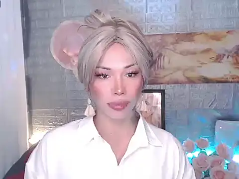 Ms amor powers ts online show from April 2026 09:28:01 PM