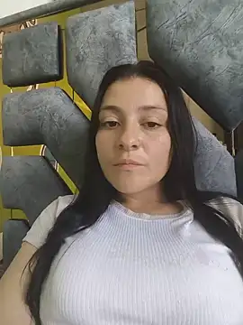 Snapshot of Scarlet_Passion chatting on May 2026 09:54:02 PM Scarlet Passion online show from May 2026 09:54:02 PM