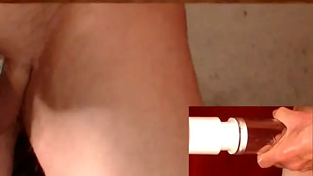 Snapshot of willMCML_M chatting on June 2026 05:13:02 PM willMCML M online show from June 2026 05:13:02 PM