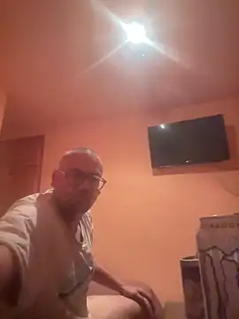 mrweed26 online show from March 2026 04:33:01 PM