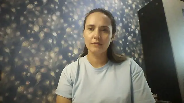 Snapshot of Alisa07qw chatting on June 2026 01:59:01 PM Alisa07qw online show from June 2026 01:59:01 PM