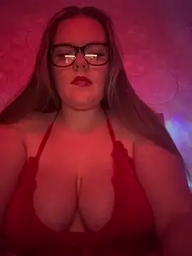Snapshot of MissMilly050 chatting on April 2026 09:17:01 PM MissMilly050 online show from April 2026 09:17:01 PM