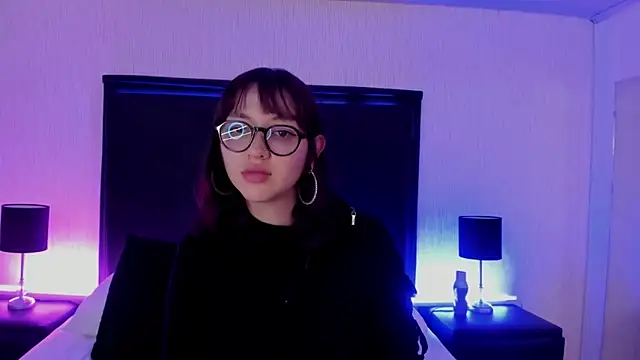 LilithBluum online show from April 2026 04:06:02 PM