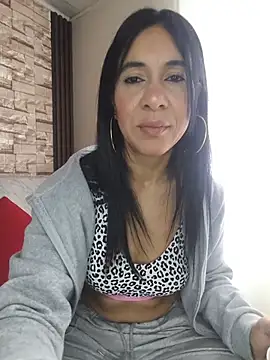 Snapshot of Camillemonroe_ chatting on May 2026 12:35:02 PM Camillemonroe online show from May 2026 12:35:02 PM
