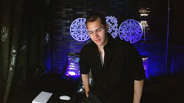 MilanDavid1 online show from March 2026 05:45:02 PM