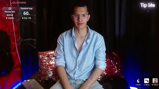 MilanDavid1 online show from April 2026 04:41:02 PM