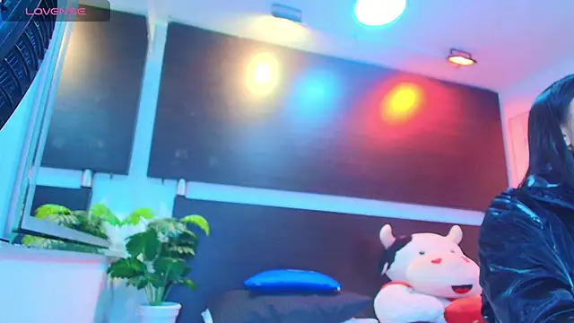 Gabriela meow online show from April 2026 12:25:02 PM