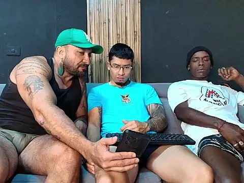Snapshot of angelstream chatting on June 2026 12:55:02 PM angelstream online show from June 2026 12:55:02 PM