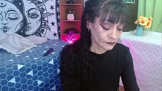 Snapshot of _Alexandra_Jones chatting on May 2026 03:14:02 AM Alexandra Jones online show from May 2026 03:14:02 AM