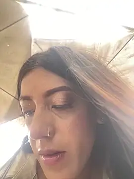 Electra Pinkk online show from April 2026 02:00:02 PM