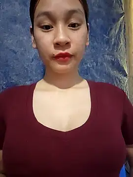 Snapshot of -Hicici- chatting on May 2026 03:57:02 AM -Hicici- online show from May 2026 03:57:02 AM