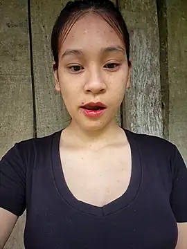 Snapshot of -Hicici- chatting on May 2026 02:07:01 AM -Hicici- online show from May 2026 02:07:01 AM