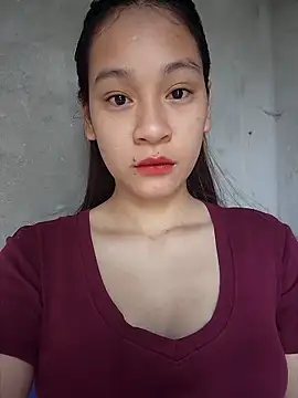 Snapshot of -Hicici- chatting on May 2026 12:08:01 AM -Hicici- online show from May 2026 12:08:01 AM