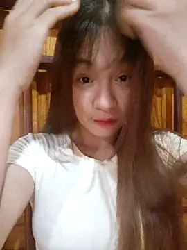 Snapshot of -Hicici- chatting on July 2026 11:34:02 PM -Hicici- online show from July 2026 11:34:02 PM