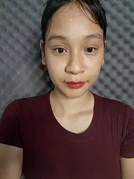 Snapshot of -Hicici- chatting on July 2026 11:24:02 AM -Hicici- online show from July 2026 11:24:02 AM