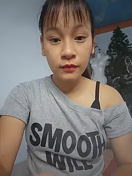 Snapshot of -Hicici- chatting on July 2026 12:19:01 AM -Hicici- online show from July 2026 12:19:01 AM