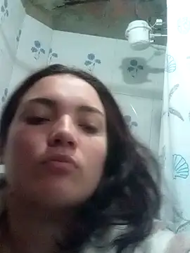 Snapshot of rose_0480 chatting on April 2026 06:00:02 AM rose 0480 online show from April 2026 06:00:02 AM