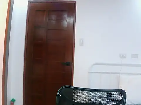sexiesteyess online show from April 2026 12:52:02 AM
