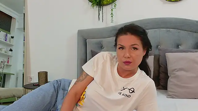 AnneRey online show from April 2026 07:25:02 AM