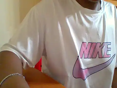 Snapshot of melaninebony2 chatting on March 2026 08:26:33 AM melaninebony2 online show from March 2026 08:26:33 AM