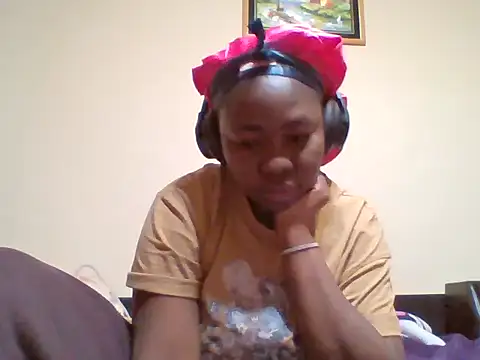 Snapshot of melaninebony2 chatting on April 2026 07:11:01 AM melaninebony2 online show from April 2026 07:11:01 AM
