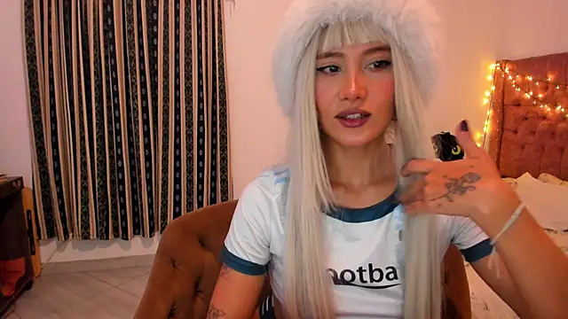 Snapshot of Mia_miel69 chatting on June 2026 10:24:02 AM Mia miel69 online show from June 2026 10:24:02 AM