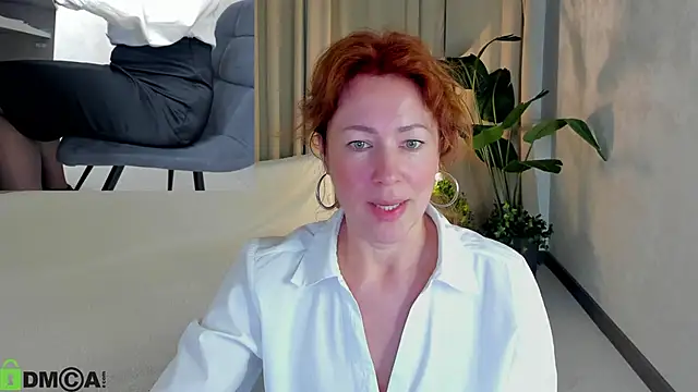Snapshot of LeticiaRomano chatting on May 2026 04:08:02 AM LeticiaRomano online show from May 2026 04:08:02 AM