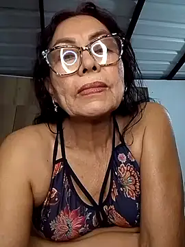 HOT LATINA20 online show from June 2026 02:33:01 AM
